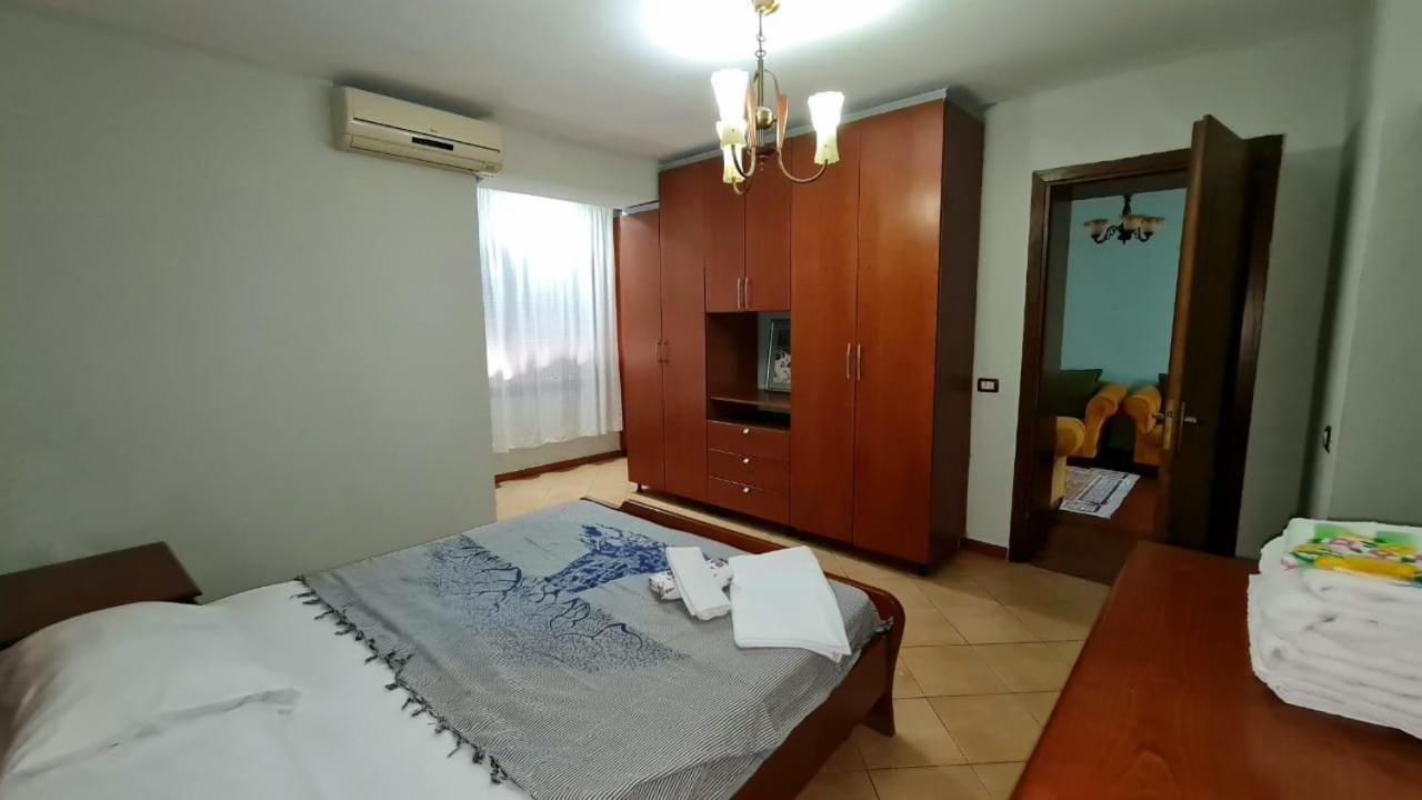 Calmly, Spacious Apartment Next To Usa Embassy Tirana Eksteriør billede