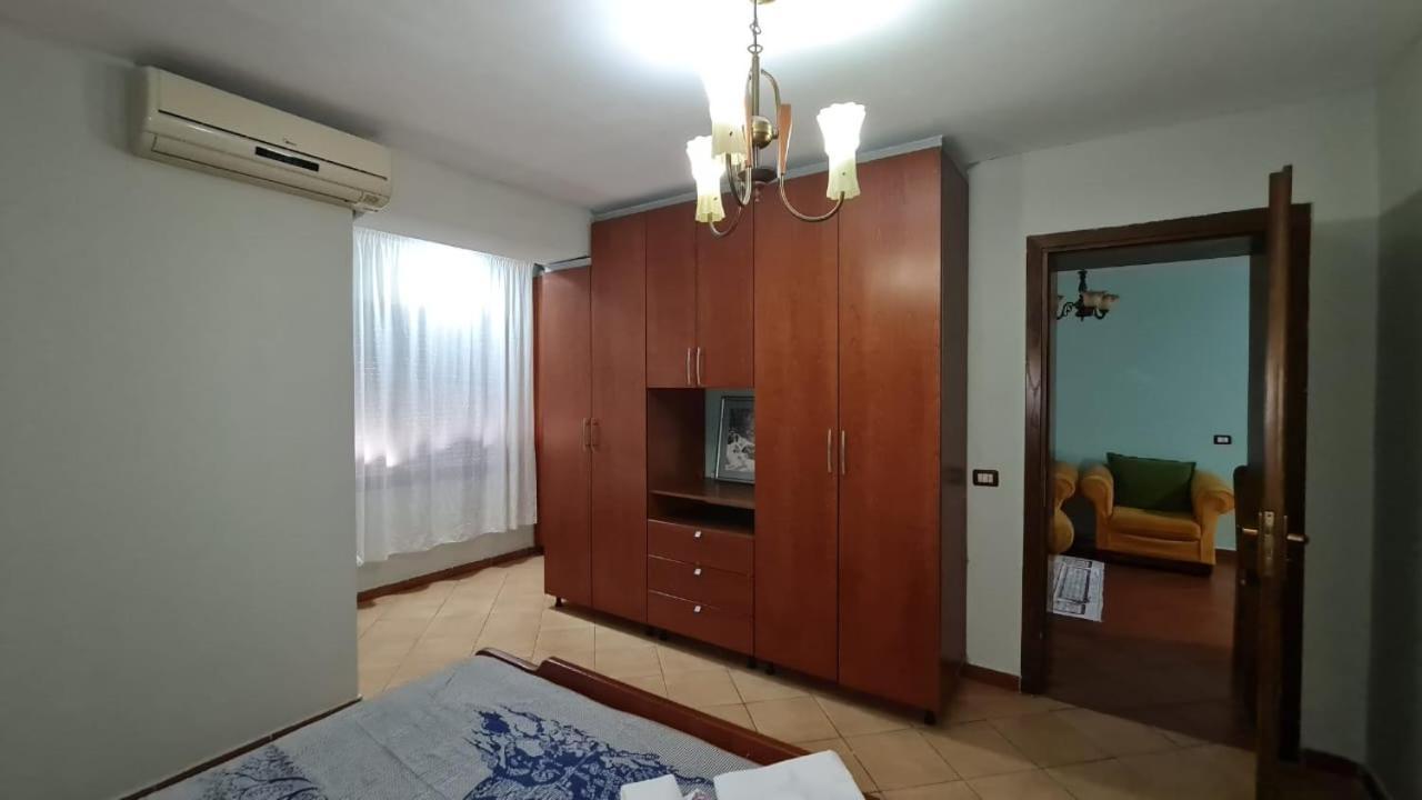 Calmly, Spacious Apartment Next To Usa Embassy Tirana Eksteriør billede